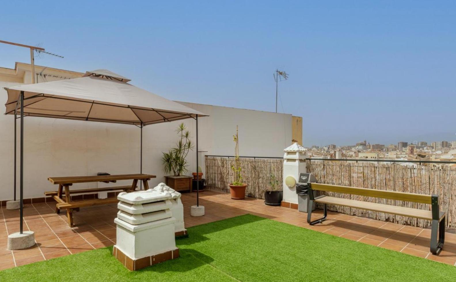 Apartamento Centrico La Merced 2 - Free Parking & Free Gym Apartment *