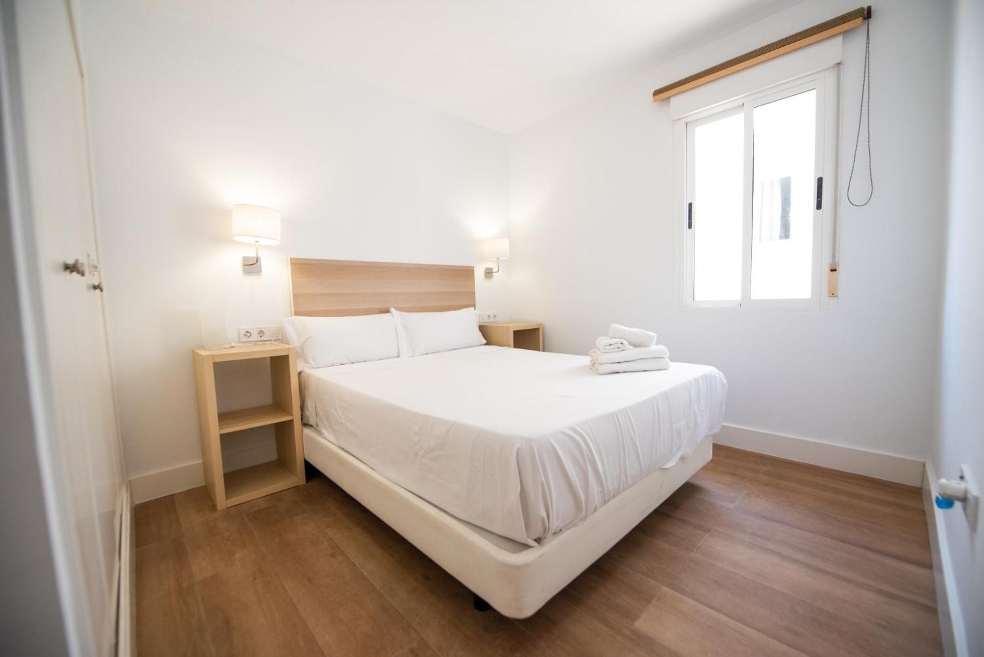 Apartamento Centrico La Merced 2 - Free Parking & Free Gym Apartment Malaga