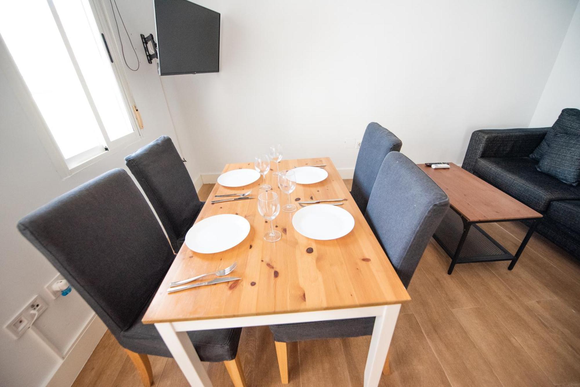 Apartamento Centrico La Merced 2 - Free Parking & Free Gym Apartment *